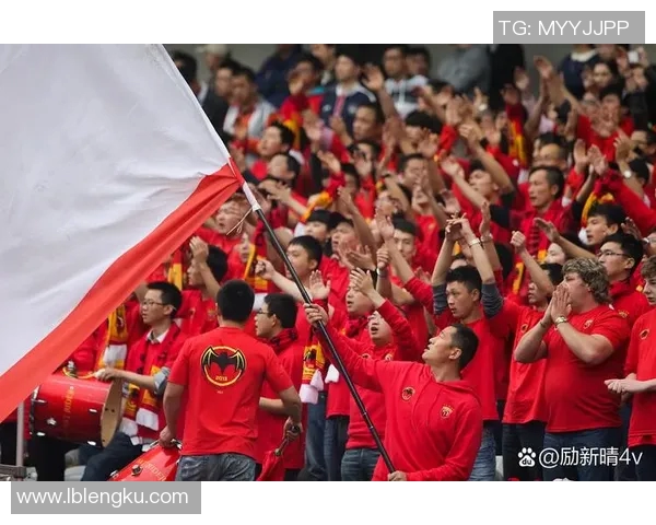 中国国足视频直播精彩瞬间回顾与赛程分析全方位解读球迷热情与期待