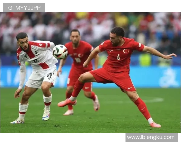 捷克球员在欧洲杯上演世界波精彩进球引发热议